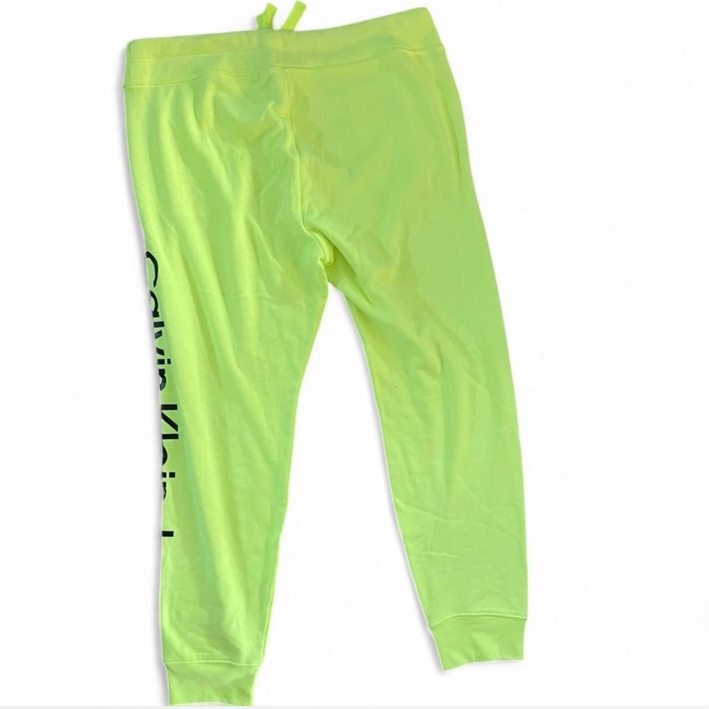 EUC Calvin Klein Performance Women's Eco-Fleece Jogger Pants, Lime, size Large - Picture 2 of 4
